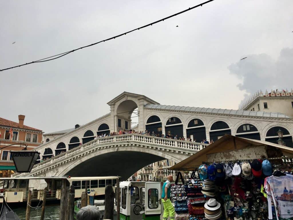 Ponte Rialto Venice. Don't miss as Italy trip planning.