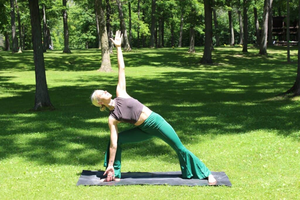 woman doing yoga during daytime 