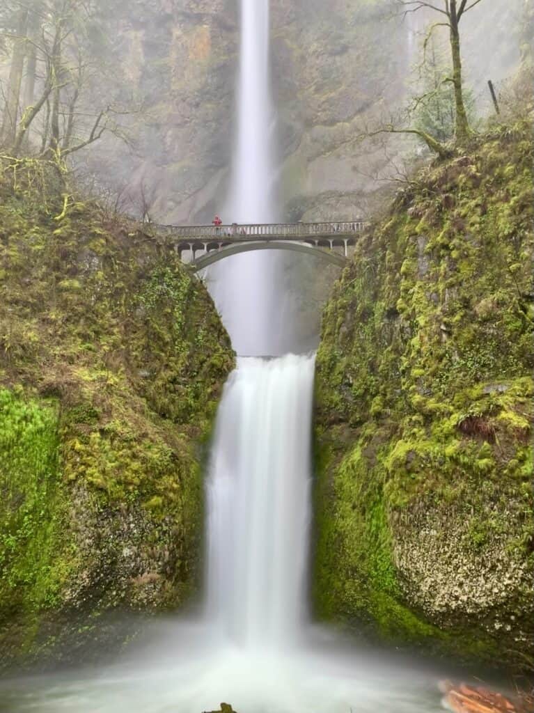 Multnomah falls, a must-see during a Pacific Northwest trip